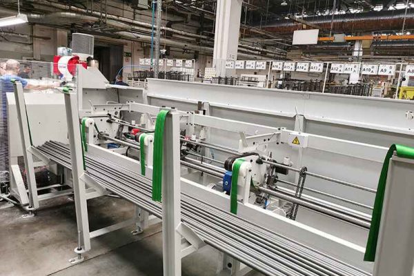 Circular saw pipe cutting machine